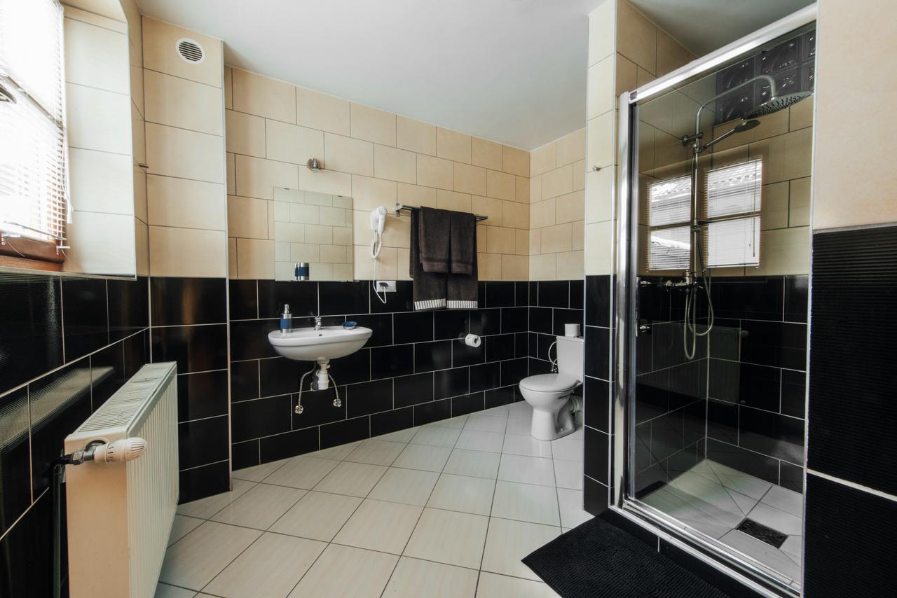 Hotel Orzel Zamość Екстериор снимка