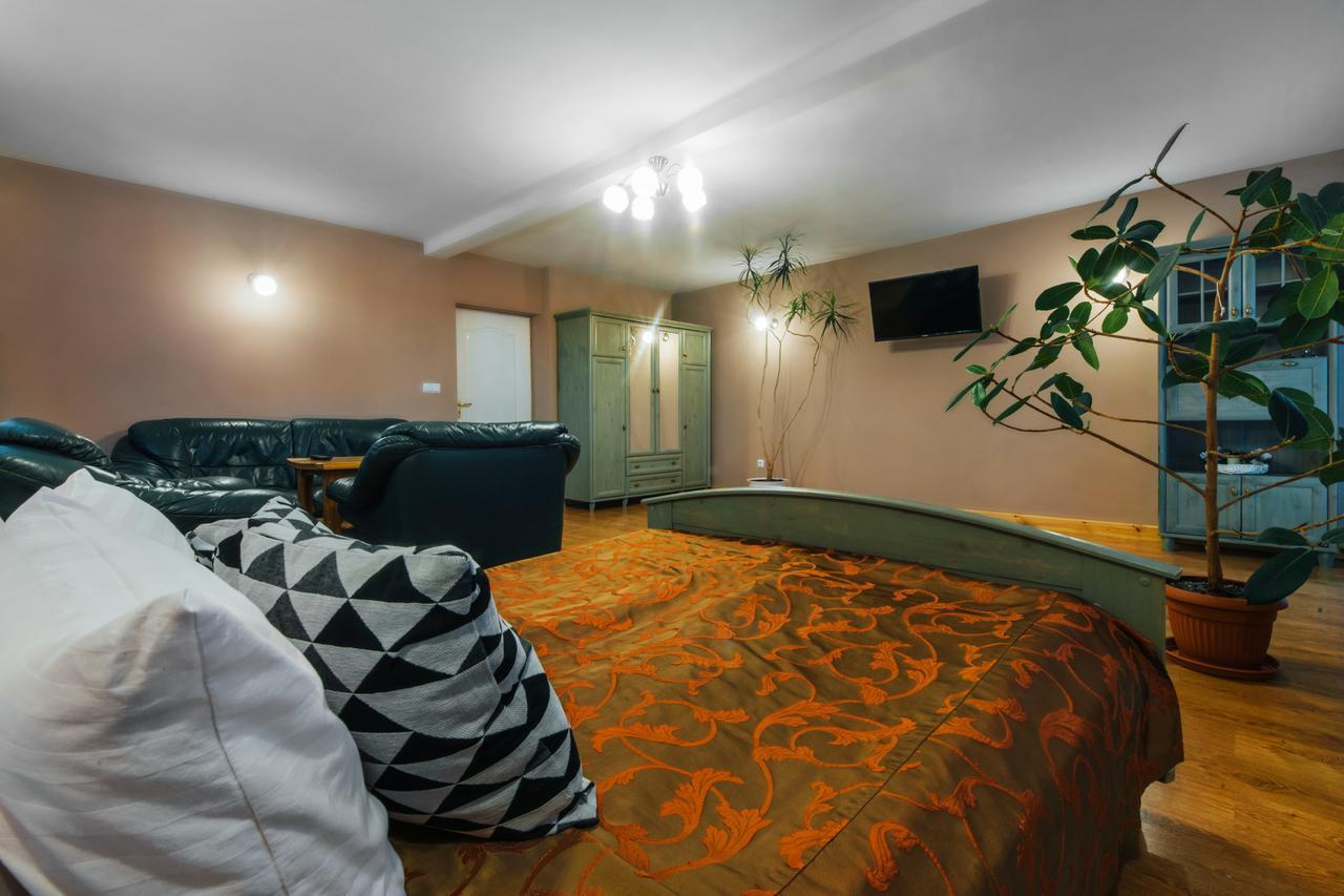 Hotel Orzel Zamość Екстериор снимка