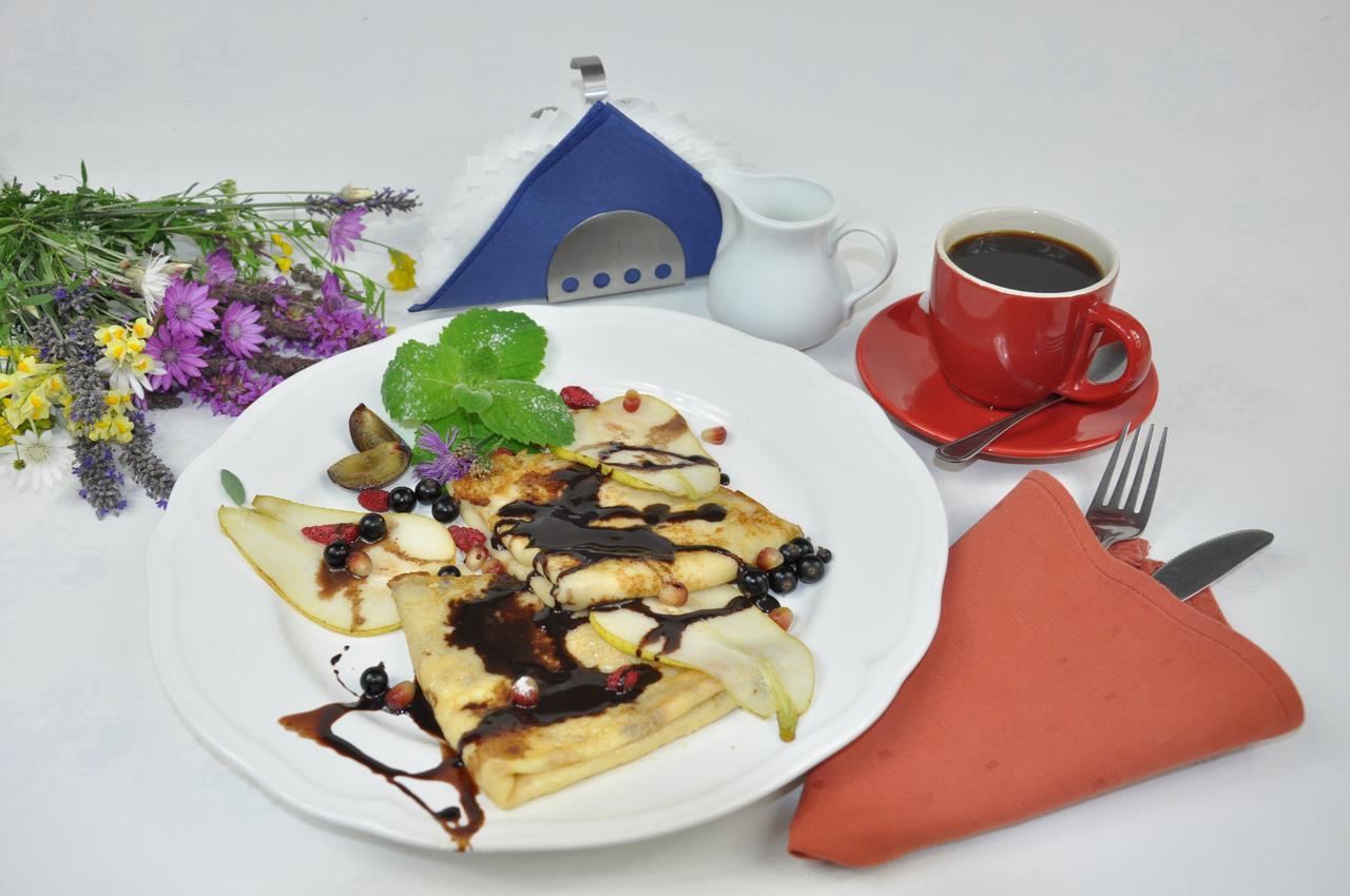 Hotel Orzel Zamość Екстериор снимка